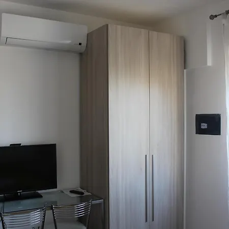 Le Pleiadi Aeroporto Bed & Breakfast
